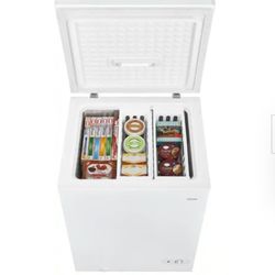 Freezer   5  Cu Ft, Led Light Inside Door, , Excellent !
