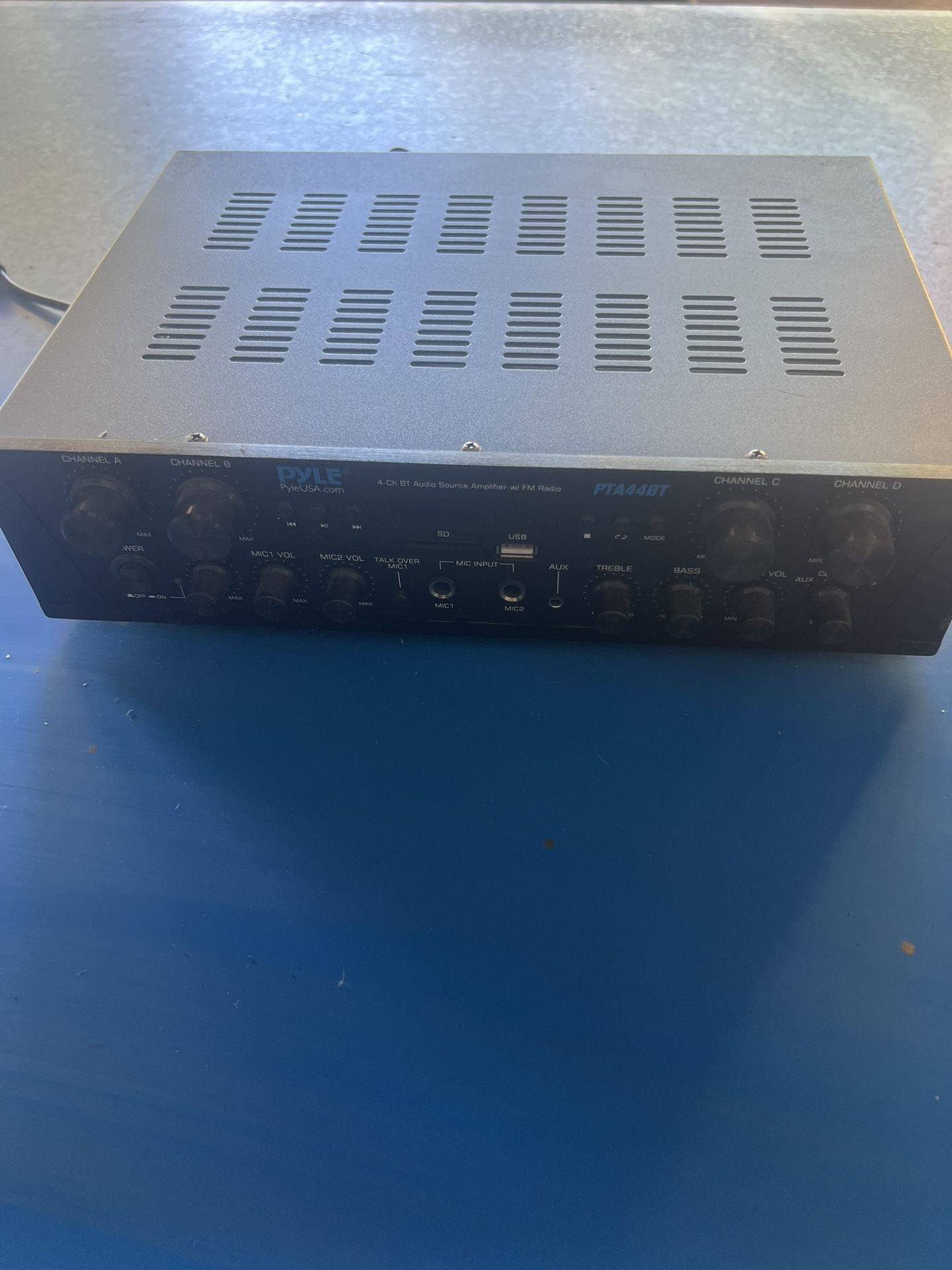 Pyle 500W Karaoke Wireless Bluetooth Amplifier