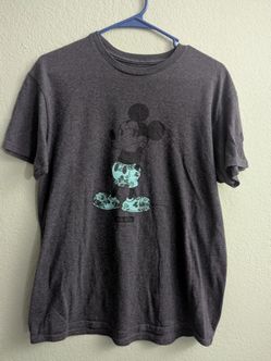 Very nice short-sleeve t-shirt from the Disney Collection by Neff featuring Mickey Mouse