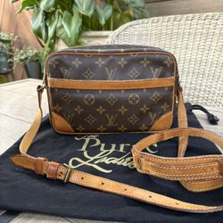 Vintage Louis Vuitton Trocadero 23 