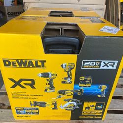 Dewalt XR7 20V 7 Piece Tool Kit With (with 2 Batteries, Charger and Rolling Storage Bag)