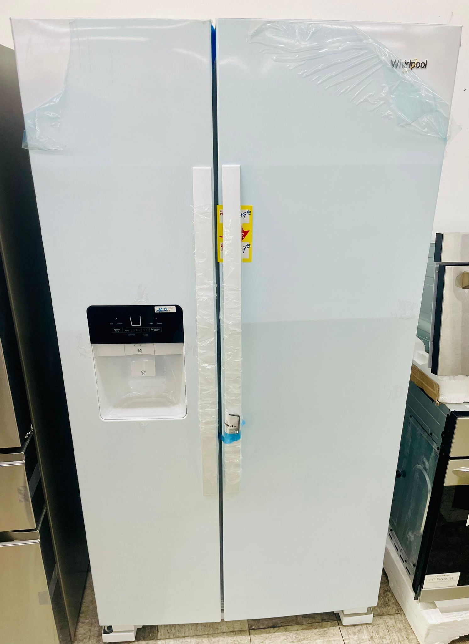 🔥🔥36” Whirlpool Side By Side Refrigerator