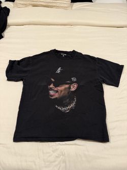 Chris Brown Size M
