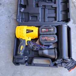 BLOWER  STORM MACHINE  BRAND NEW 