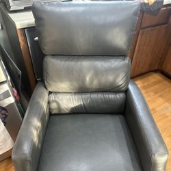 Recliner
