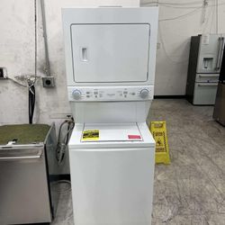 FRIGIDAIRE 3.9 cu. ft. Washer and 5.5 cu. ft. Electric Dryer Combo