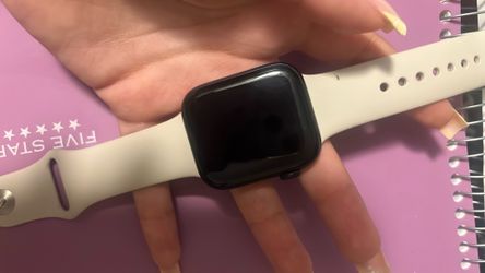 Apple Watch SE 44mm