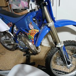 04 yz 125