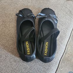 Cute Brand New Ballet Flats