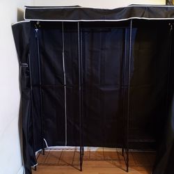 Portable Closet In Like New Condition 