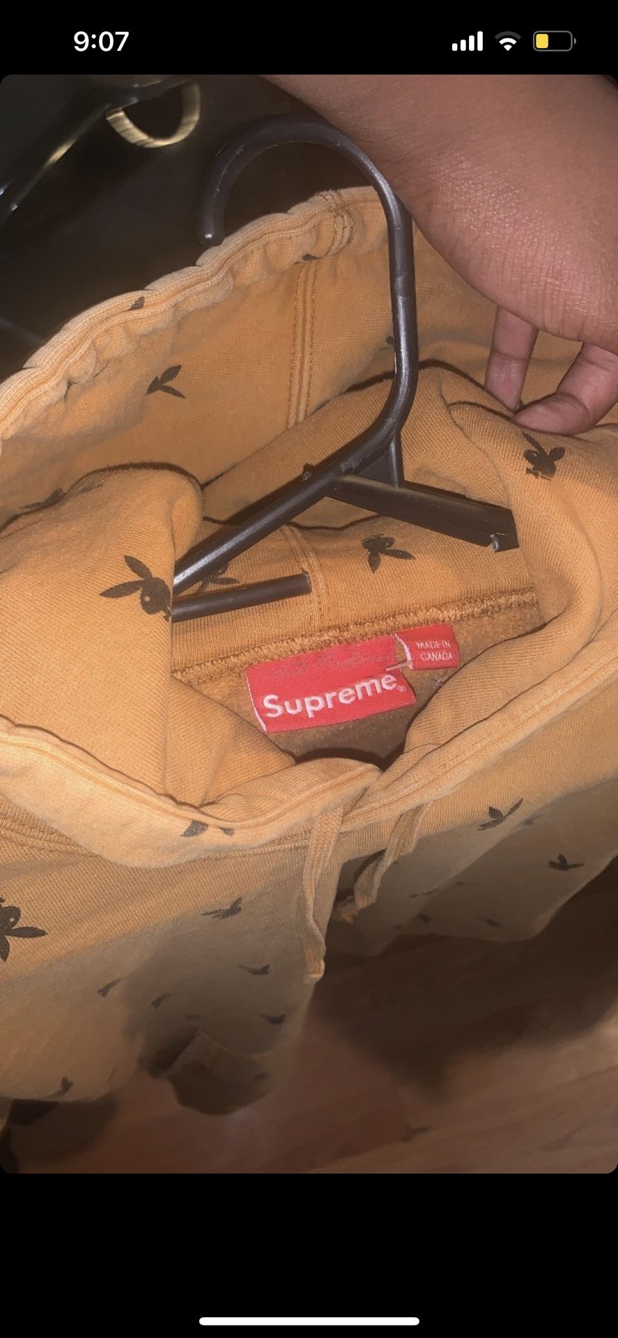 Supreme hoodie