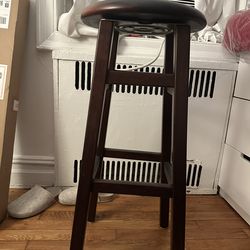 ONLY ONE  bar stool (dark brown)