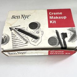Ben Nye Theatrical Creme Makeup Kit / Halloween Makeup Kit 