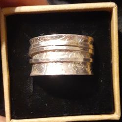 Size 13 Sterling Silver Hammared Spinner Ring. 