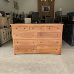 Amish Dresser Read Ad 