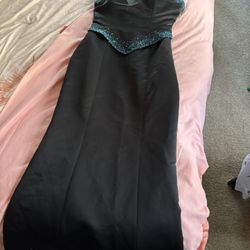 Stunning Black Elegant Dress 