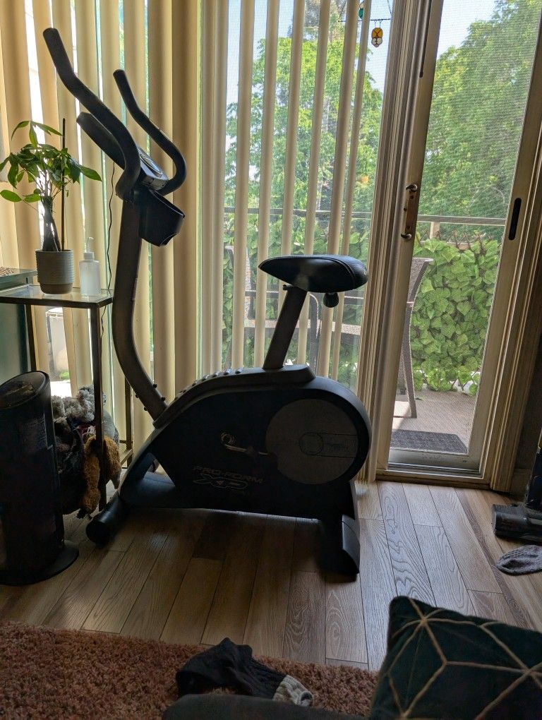 Pro Form. Xp Upright Exercise Bike