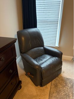 Dark Blue Leather Rocker Recliner – Great Condition
