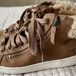 UGG Women's Pure Leather Lace Up Zipper Sneaker Boots With Wool Fur Sz 6.5