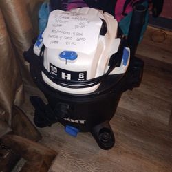 Hart 10 Gallon Wet/Dry Shop Vacuum