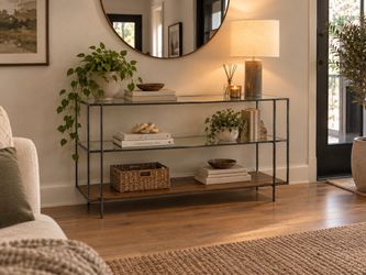 Byron media console