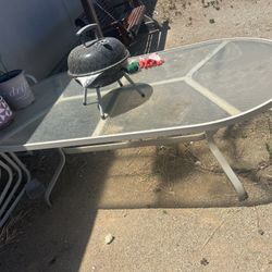 Outside Table And 6 Chairs