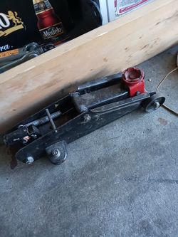 Jack no tengo el palo para subirlo perp trebaja bien