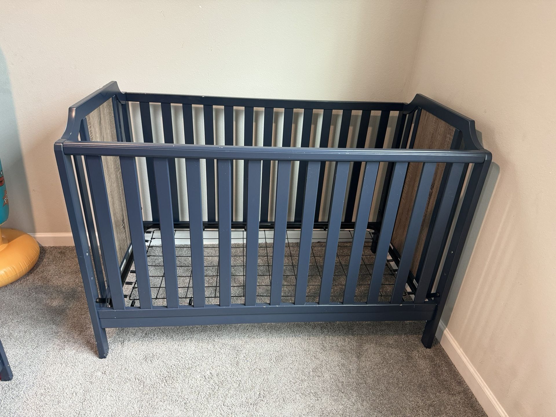 Baby Crib & Changing Table
