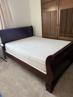 Tempur-pedic Mattress+Queen Sleigh Frame