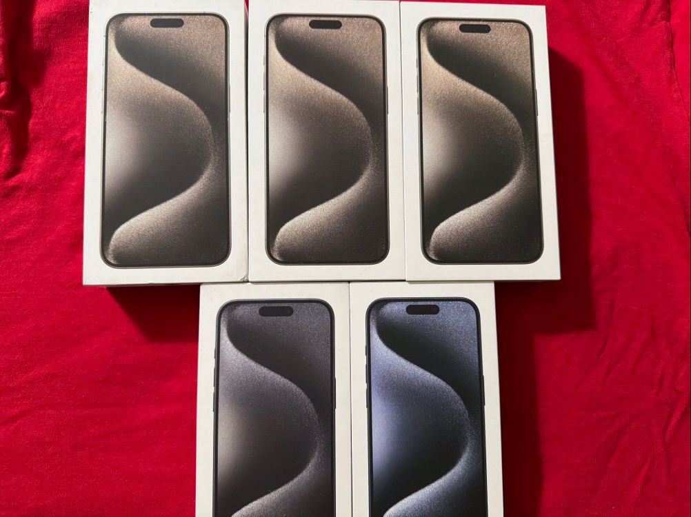 New Apple iPhone 15 Pro Max 256gb $1300  Or iPhone 15 Pro 256gb $1200 Unlocked With Apple Receipt I Can Meet Right Now Price Is Firm Not Negotiable 