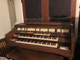 Classic Electrical Organ!!!!!$100.00