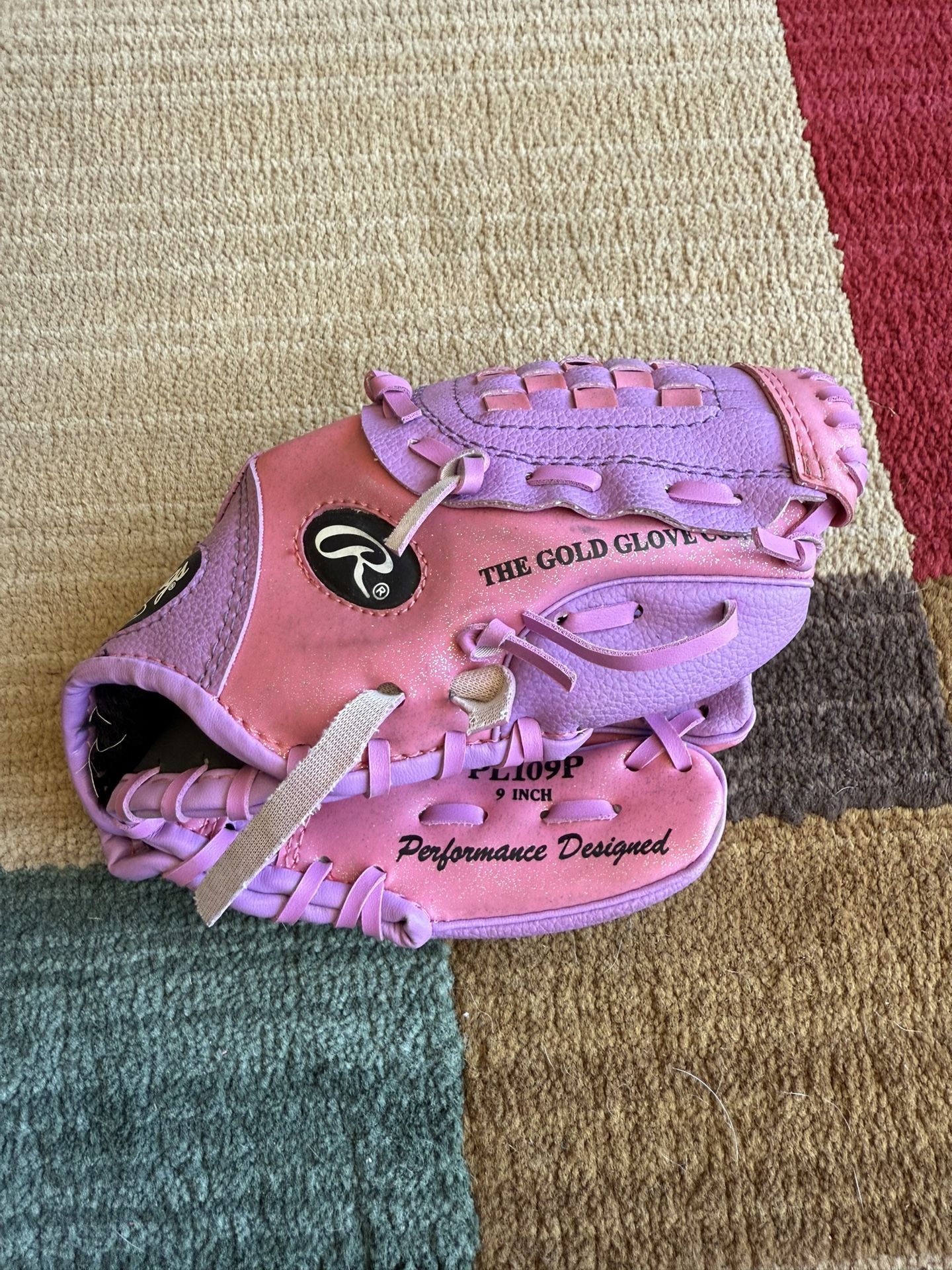 Rawlings PL109P 9” Youth Right Hand Thrower Baseball Glove - Pink & Purple