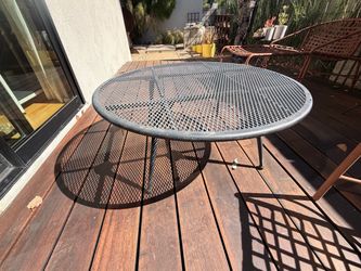 Mesh Metal Patio Table
