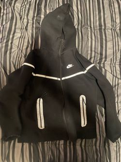 Nike tech