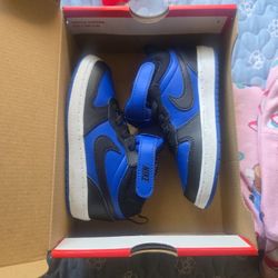 Nikes Size 10c $30 Only Used One Time