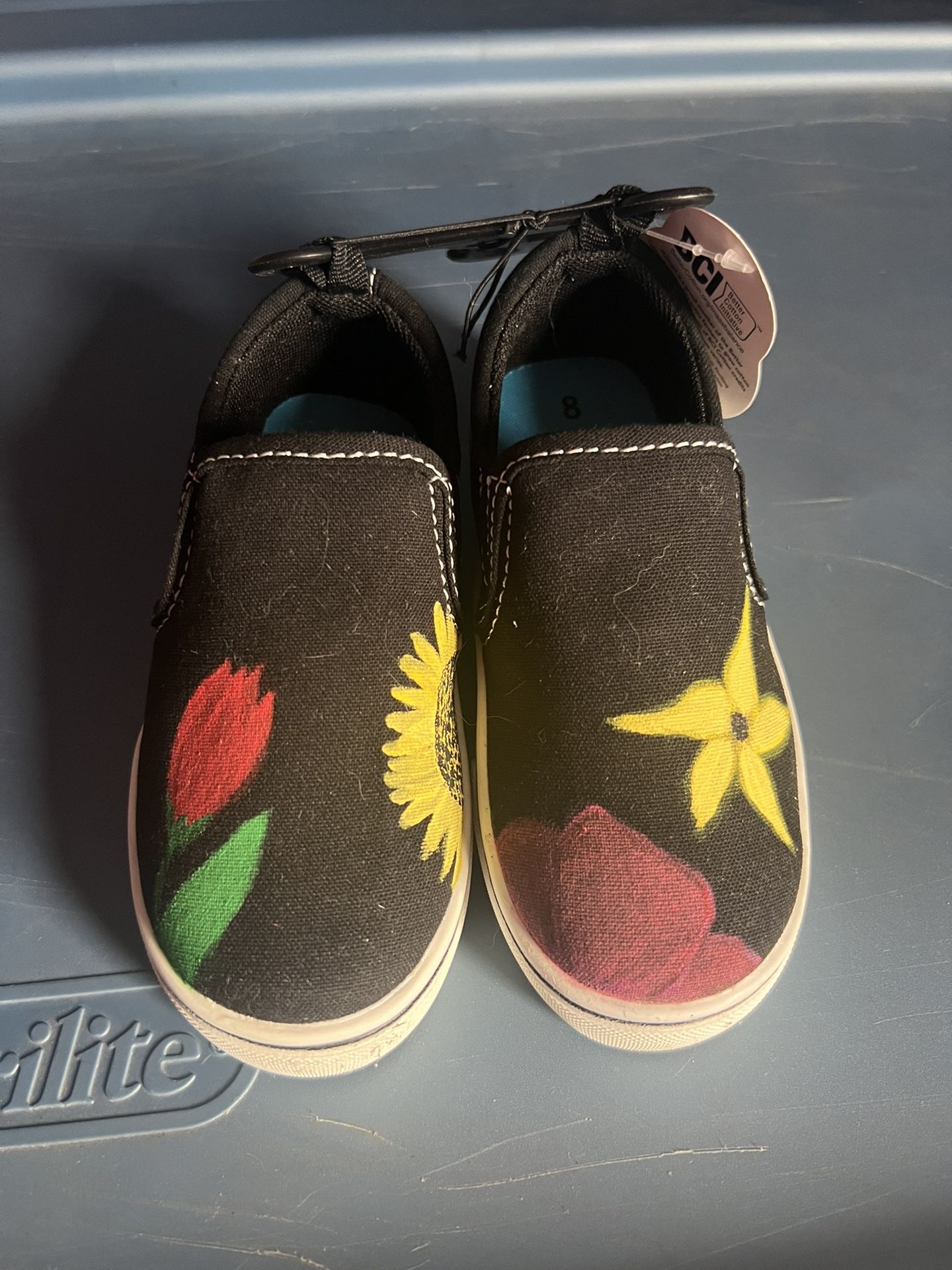Girls Hand painted Vans NWT