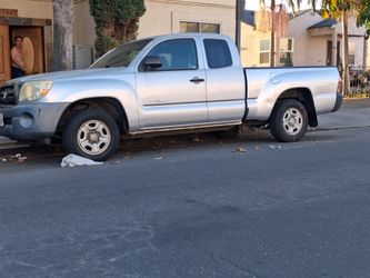 06 Toyota Tacoma extra cab