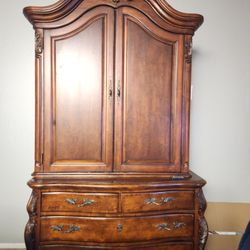 4-piece Bedroom Set