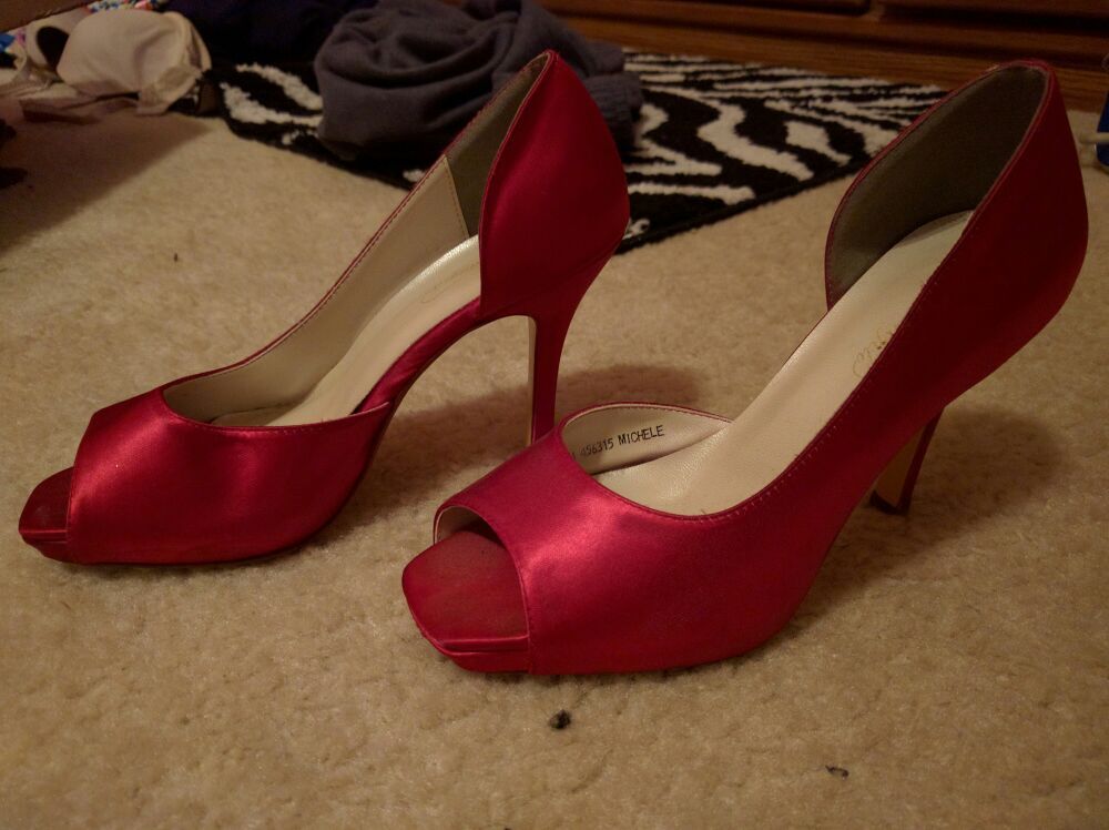 David bridal Open Toed Red dyed Stiletto sz 7