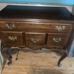 Side / Console table