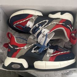 Javi Red/White/Blue/Grey Size 9