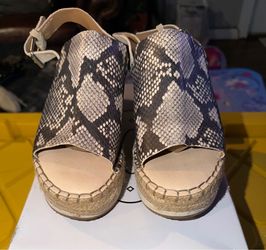 Dolce Vita Sandals Wedge Jute Snake Print Adjustable Buckle Strap Womens Size 7