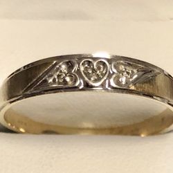 Band 10K Yellow and White Gold 2g Size 10.5 $90