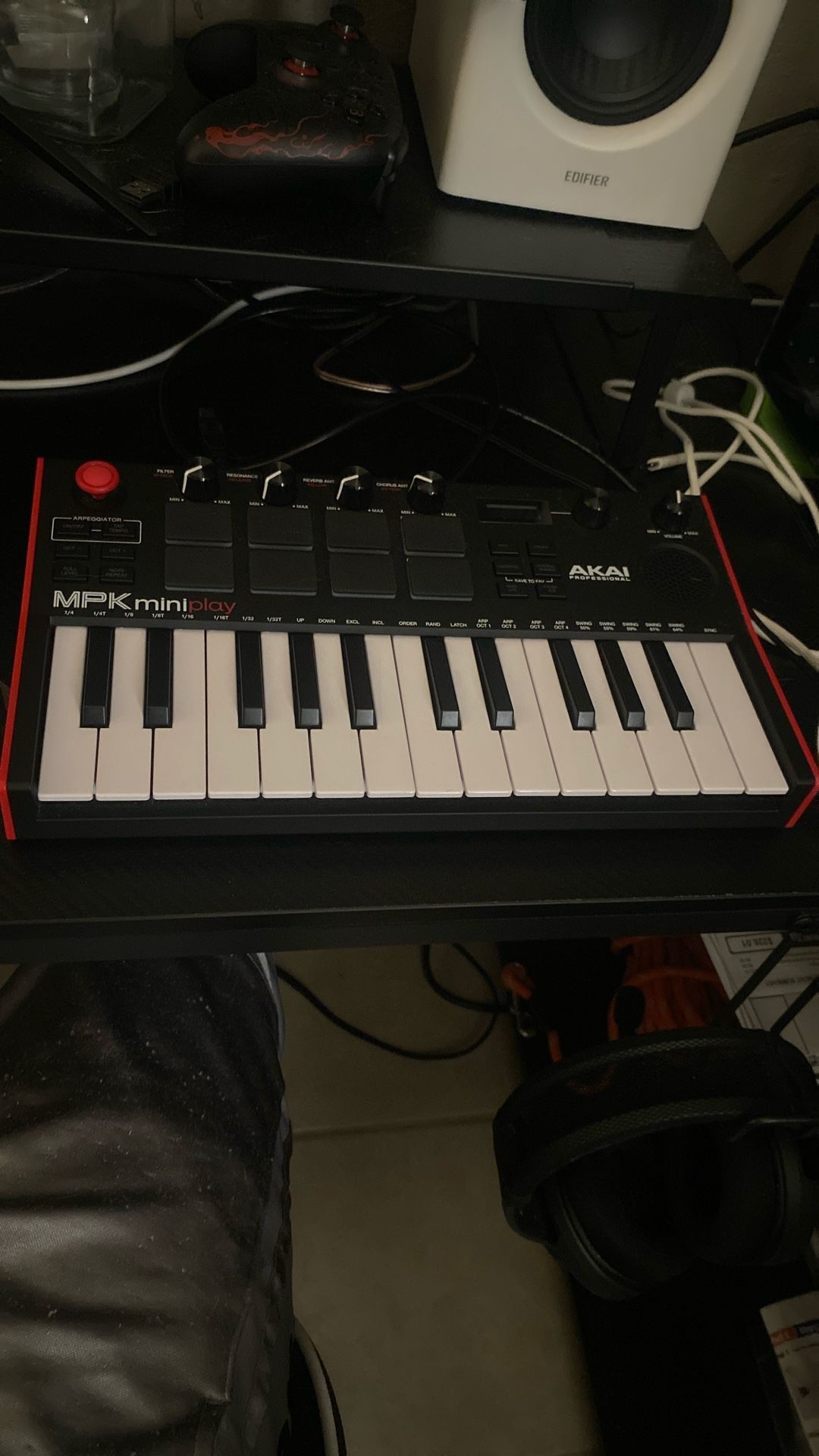 Akai MIDI Controller
