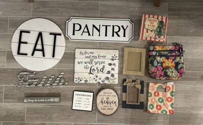 Wall Decor, Frames, Bags