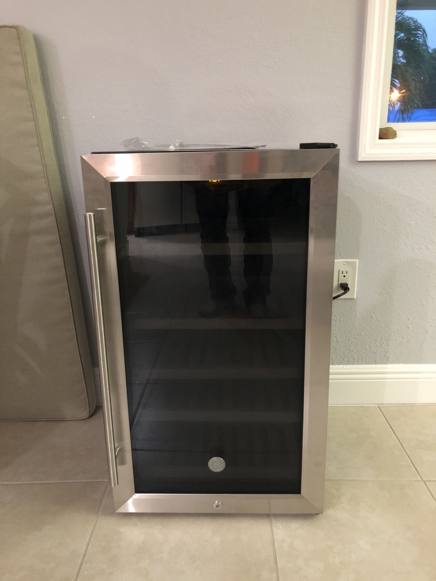 Brand new GE mini fridge/wine cooler