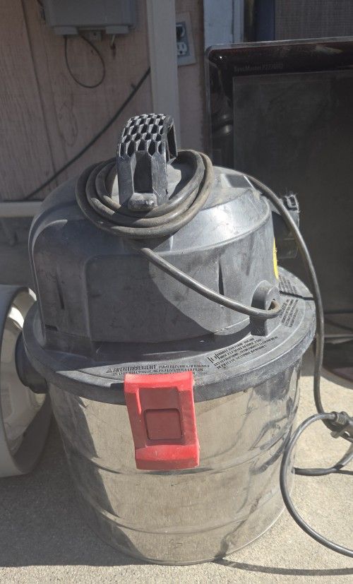 Husky Shop Dry Wet Vac