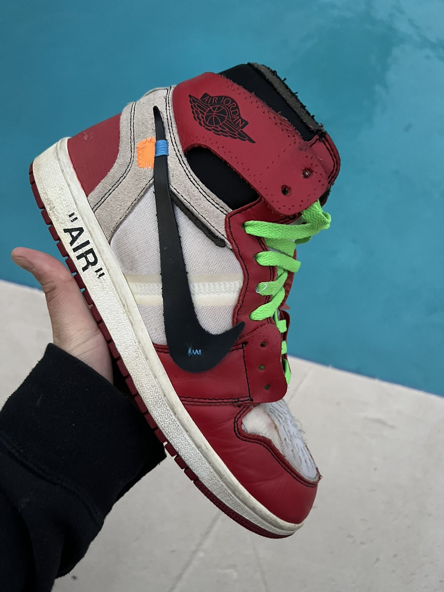 Jordan 1 Off White Chicago Size 10.5