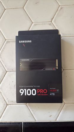 Samsung 9100 PRO with Heatsink 4TB PCIe 5.0 NVMe M.2 SSD