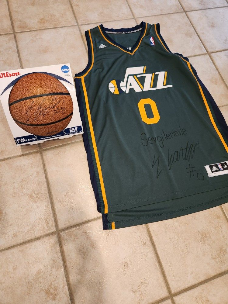 Enes Kanter Utah Jazz Autographed Jersey And Basketball